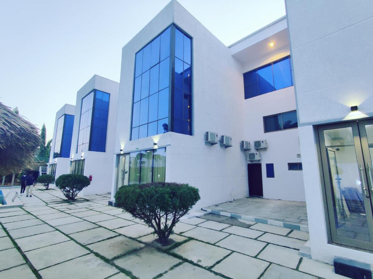 Glass Residence Abuja Bagian luar foto